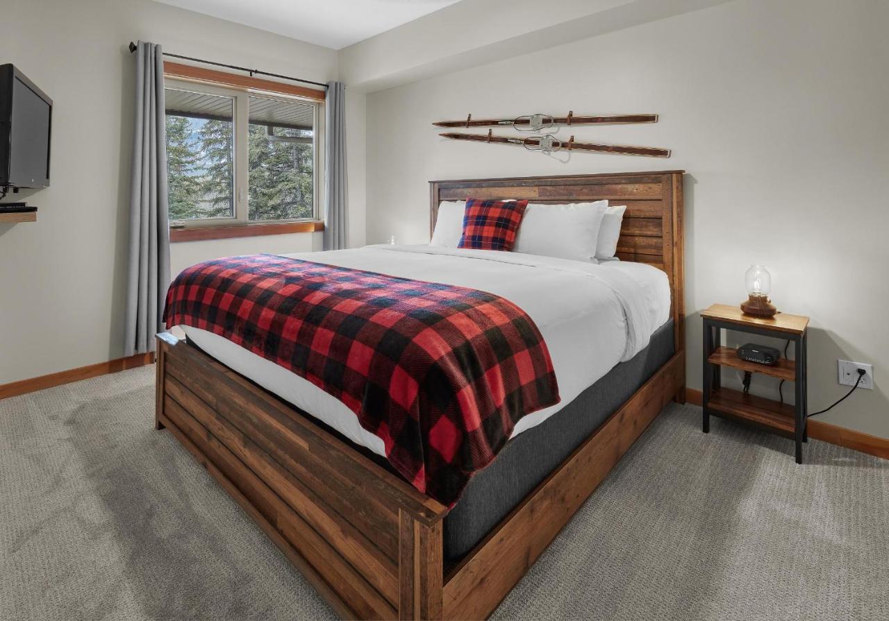 Newly Renovated Grizzly Lodge, Spacious 3Br 2Ba With Open Pool, Hot Tub Canmore Eksteriør billede