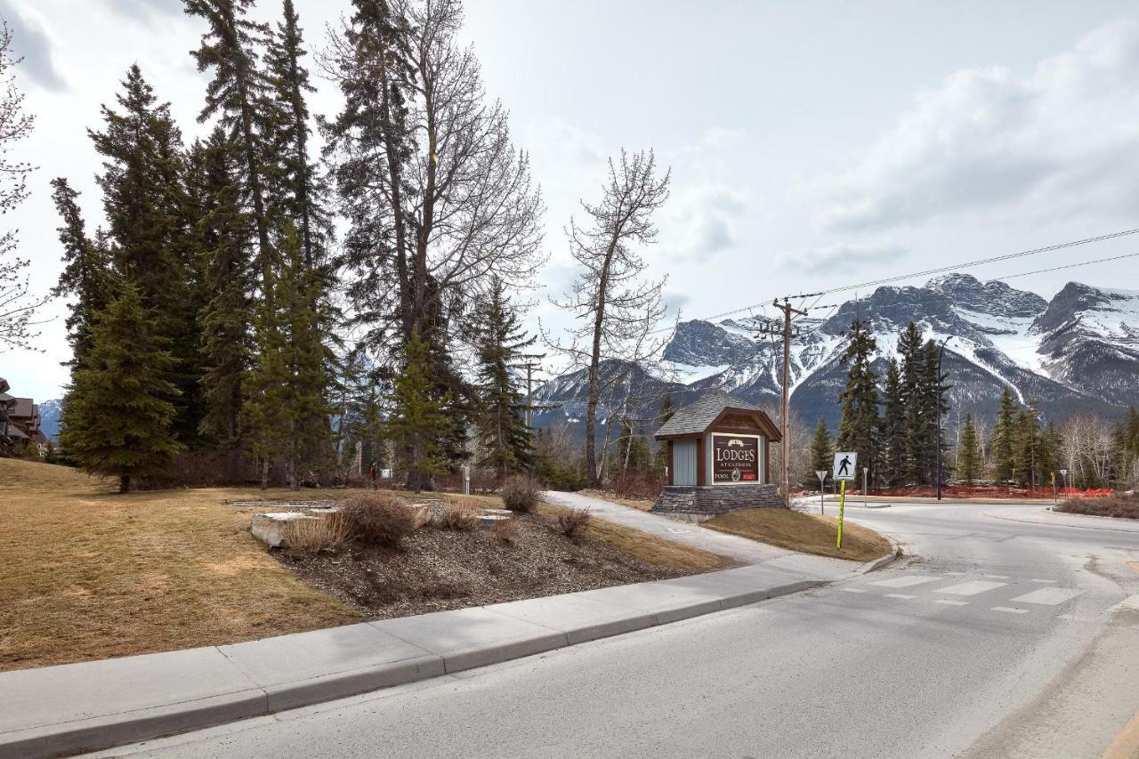 Newly Renovated Grizzly Lodge, Spacious 3Br 2Ba With Open Pool, Hot Tub Canmore Eksteriør billede
